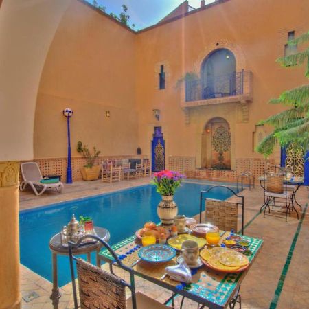 Riad La Villa Bleue & Spa Marrakesh Exterior photo